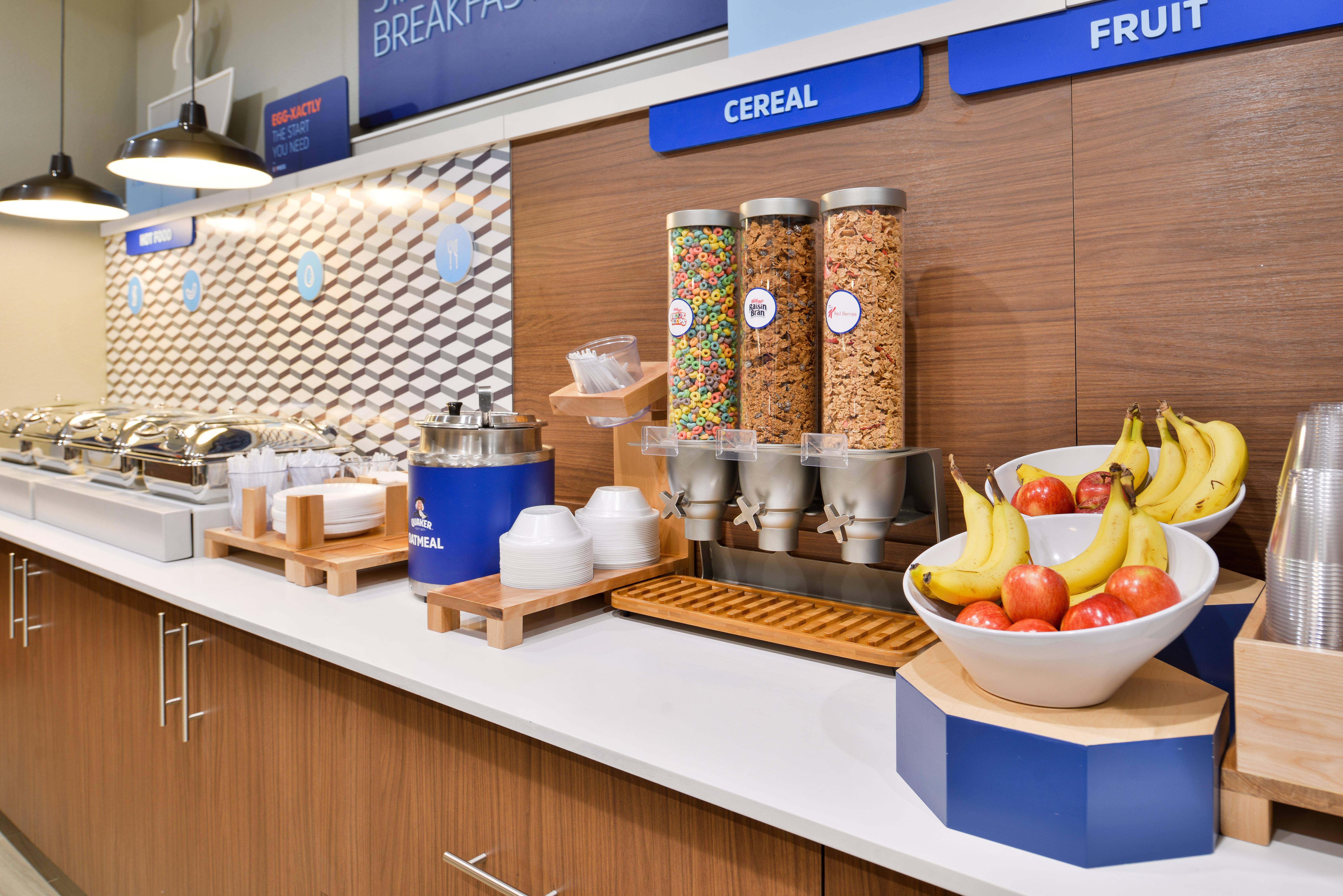 Holiday Inn Express - Early By Ihg Eksteriør bilde