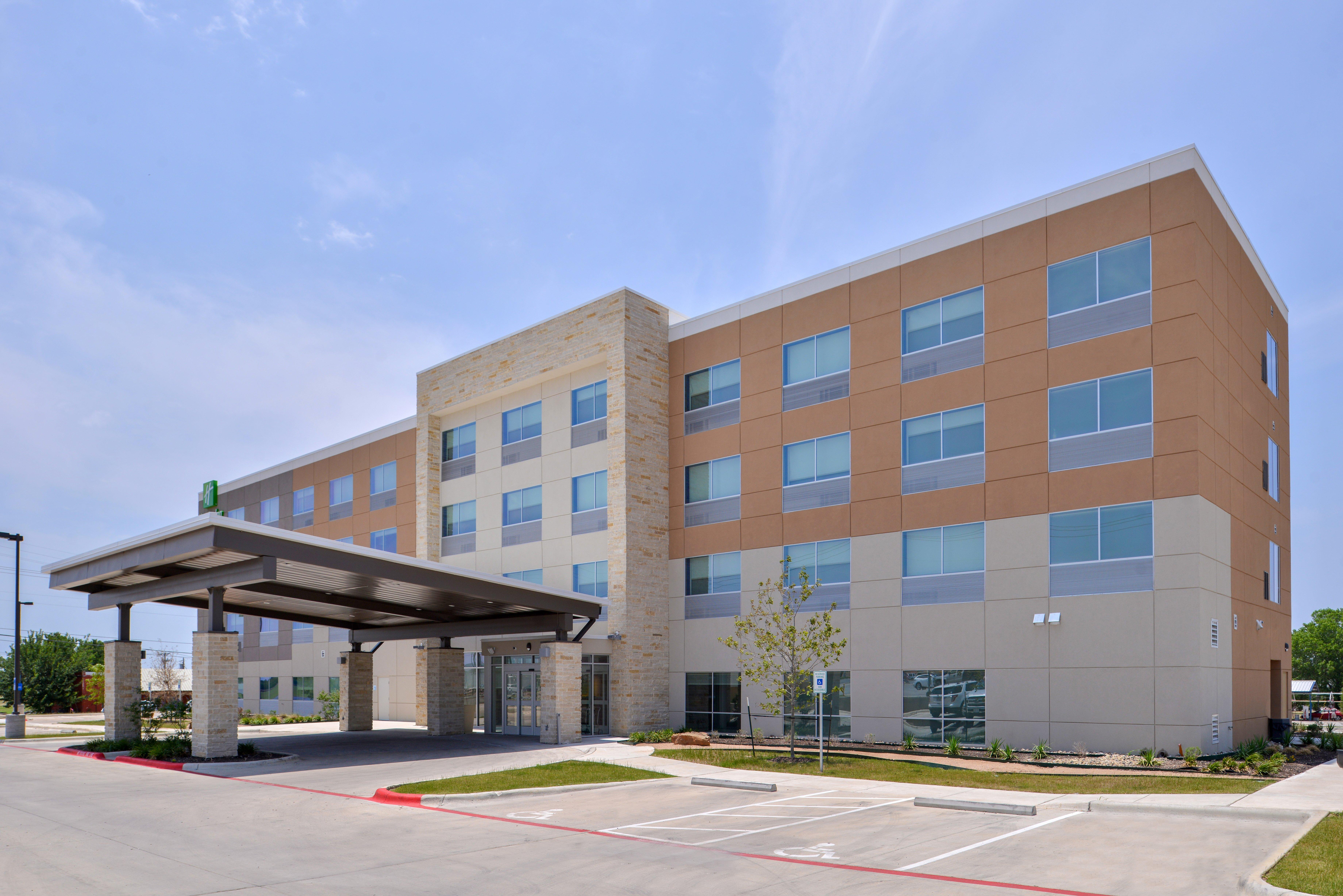 Holiday Inn Express - Early By Ihg Eksteriør bilde