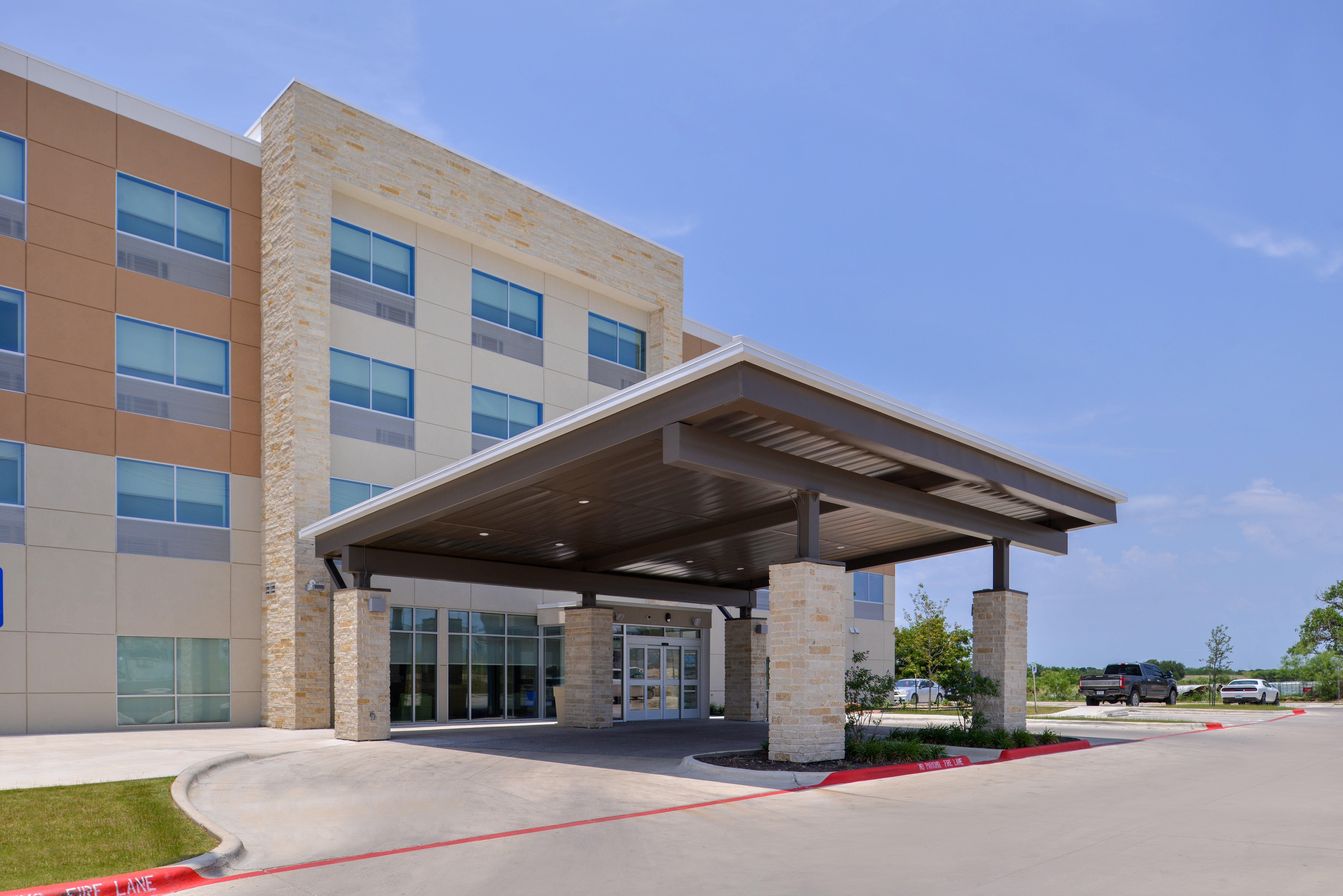 Holiday Inn Express - Early By Ihg Eksteriør bilde